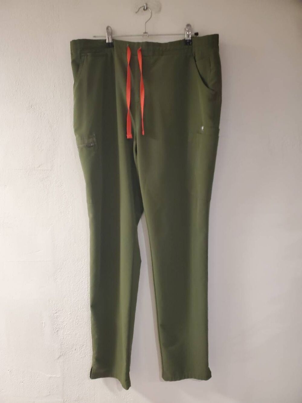 Figs Yola High-Rise Slim Scrub Pant in Green Medium Tall